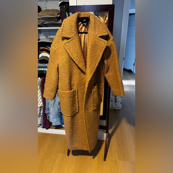 UGG Jackets & Blazers - UGG RTW Teddy Coat (light brown/tan)